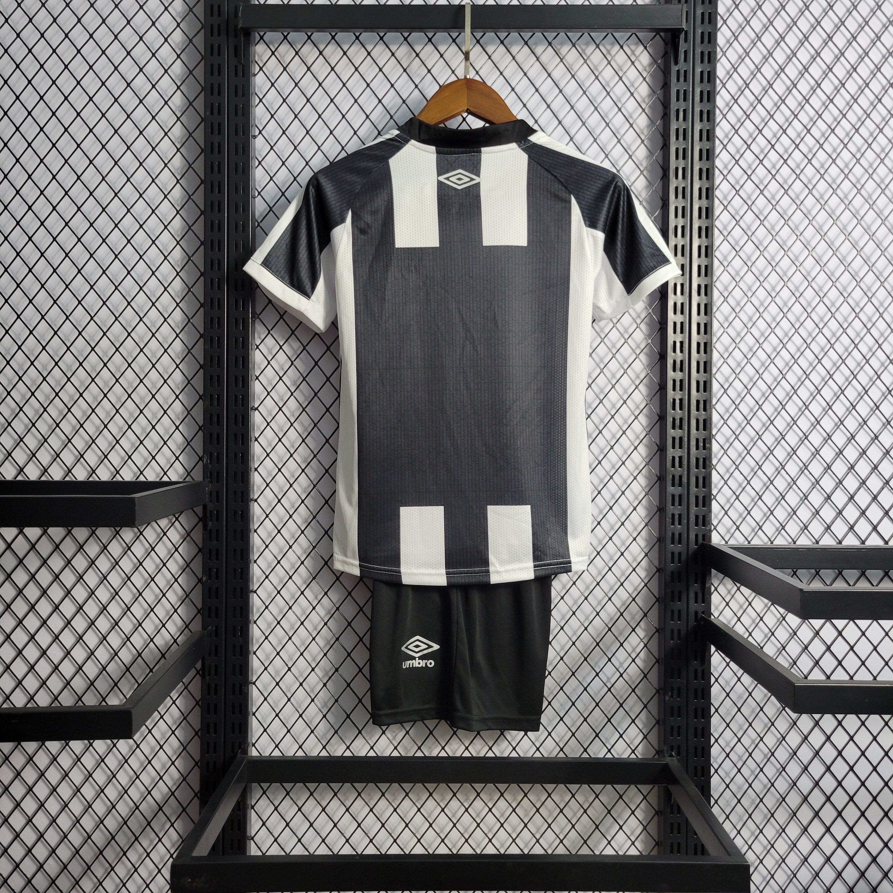 Kit Infantil Santos Titular 22/23